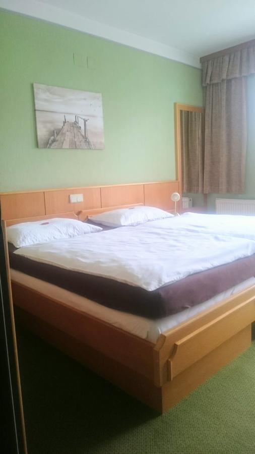 Pension Fruehwirth Bad Tatzmannsdorf Bagian luar foto
