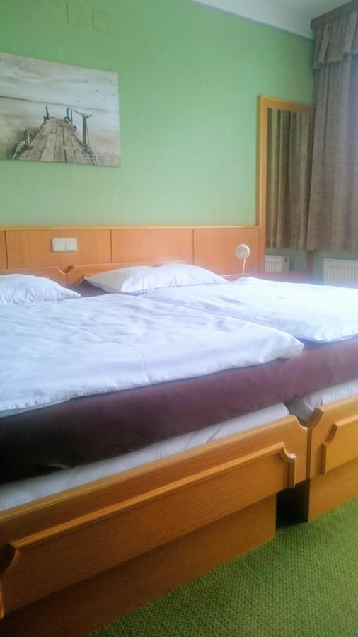 Pension Fruehwirth Bad Tatzmannsdorf Bagian luar foto